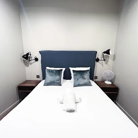 Urbanflat 79 - Bel De 4 Republique Apartmán *